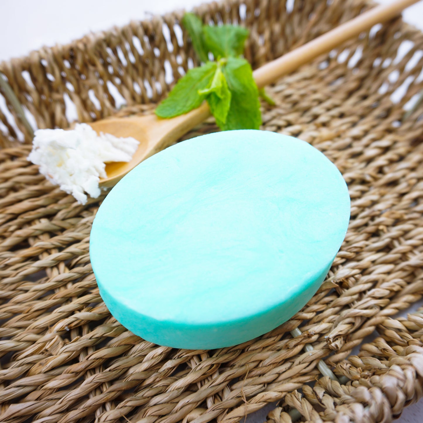 peppermint hydrating shampoo bar