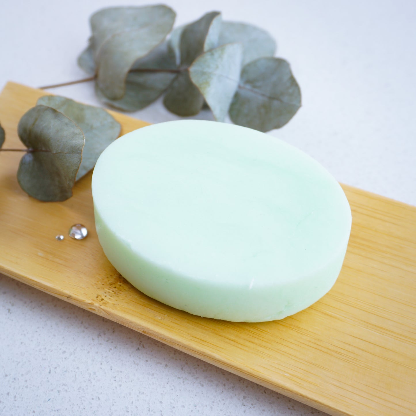 Washla Eucalyptus 90g Shampoo bar with real leaves