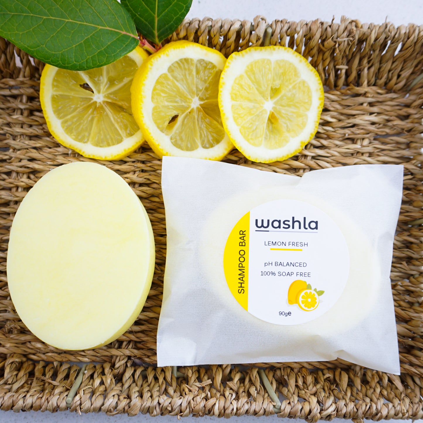 Washla Lemon Shampoo bar 90g with freshly sliced lemons